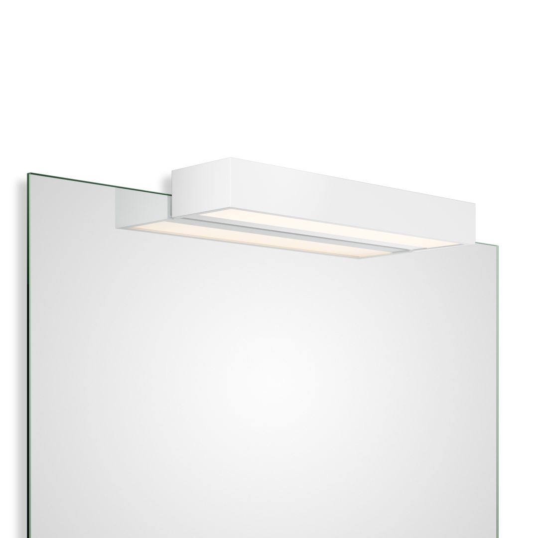 Mit der Decor Walther Box 40 in Weiß matt von dasfeinebad erzielen Sie eine diskrete und stilvolle Beleuchtung, ideal für minimalistische Bäder.