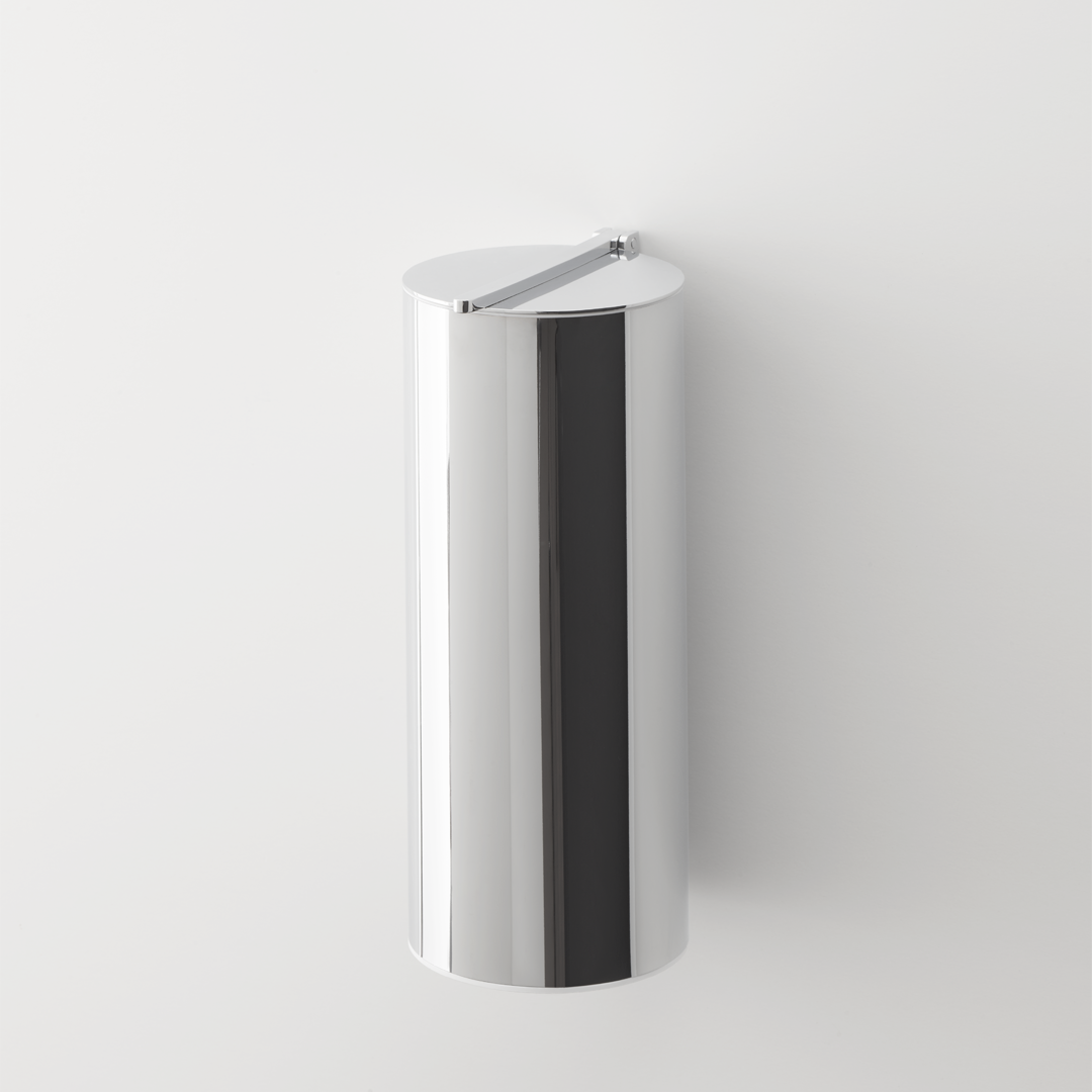 Moderner Abfalleimer BIN 4 von Decor Walther in Chrom mit abgerundeten Ecken, Softclose-Funktion und Wandmontage – ideal für luxuriöse Badezimmer, platzsparender Mülleimer, hygienischer Treteimer.