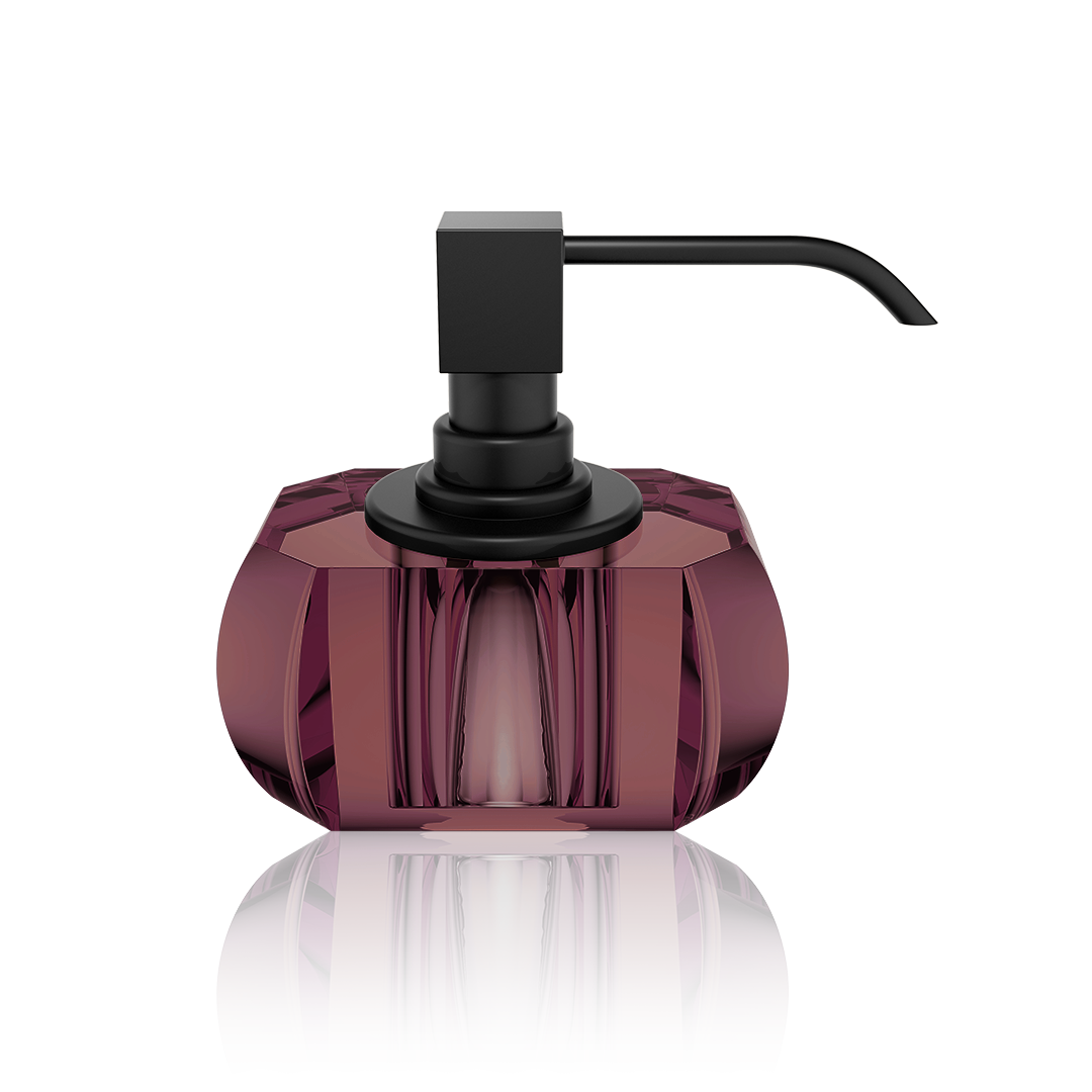 Luxuriöser Seifenspender in tiefem Burgunderrot mit schwarzem Pumpkopf – intensiver Farbton für besondere Akzente im Bad.