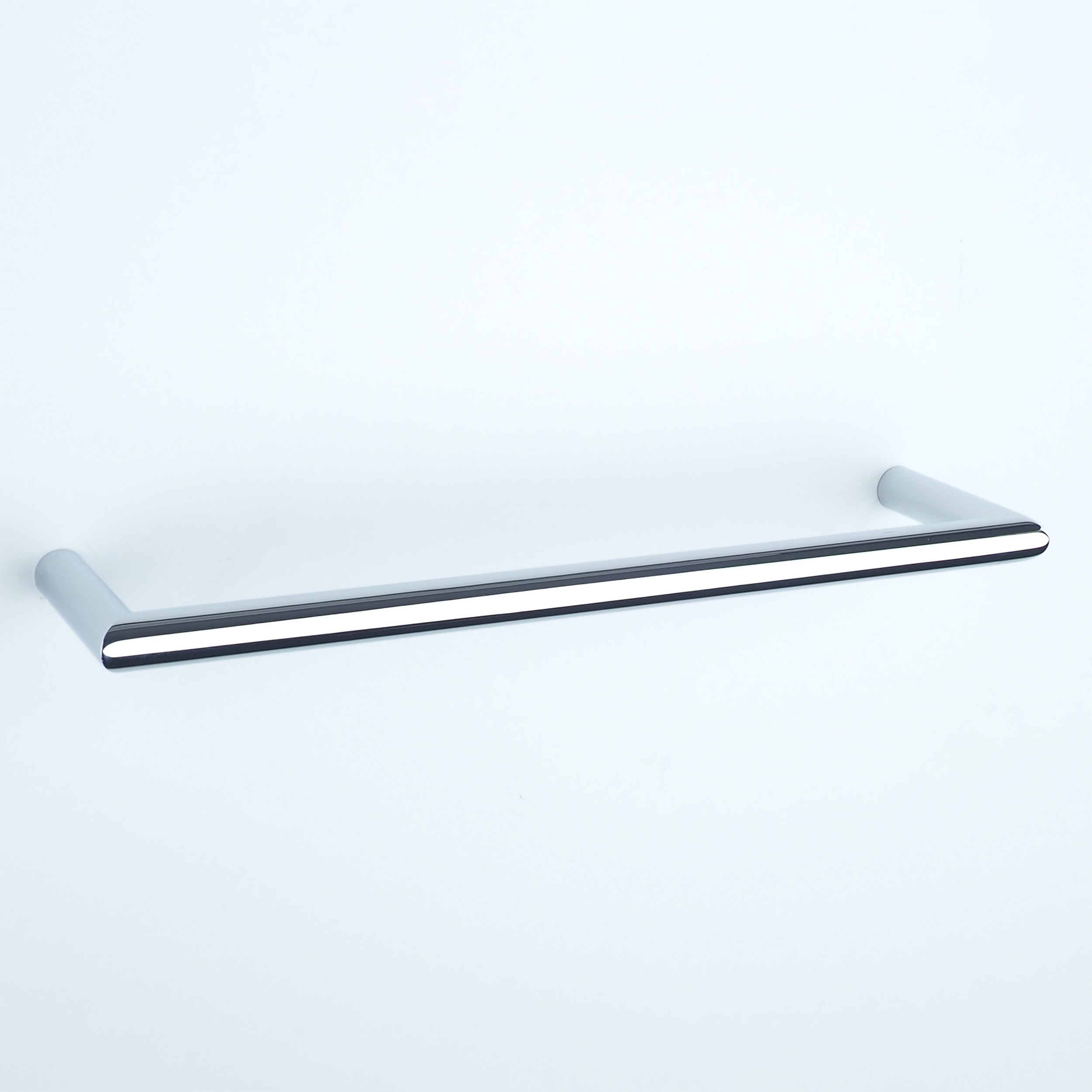 Fantini Handtuchstange Young 96027606, Chrom, 30cm Länge. Puristische Handtuchablage aus massivem Messing. Zeitloses italienisches Design, kombinierbar mit Fantini Armaturen.