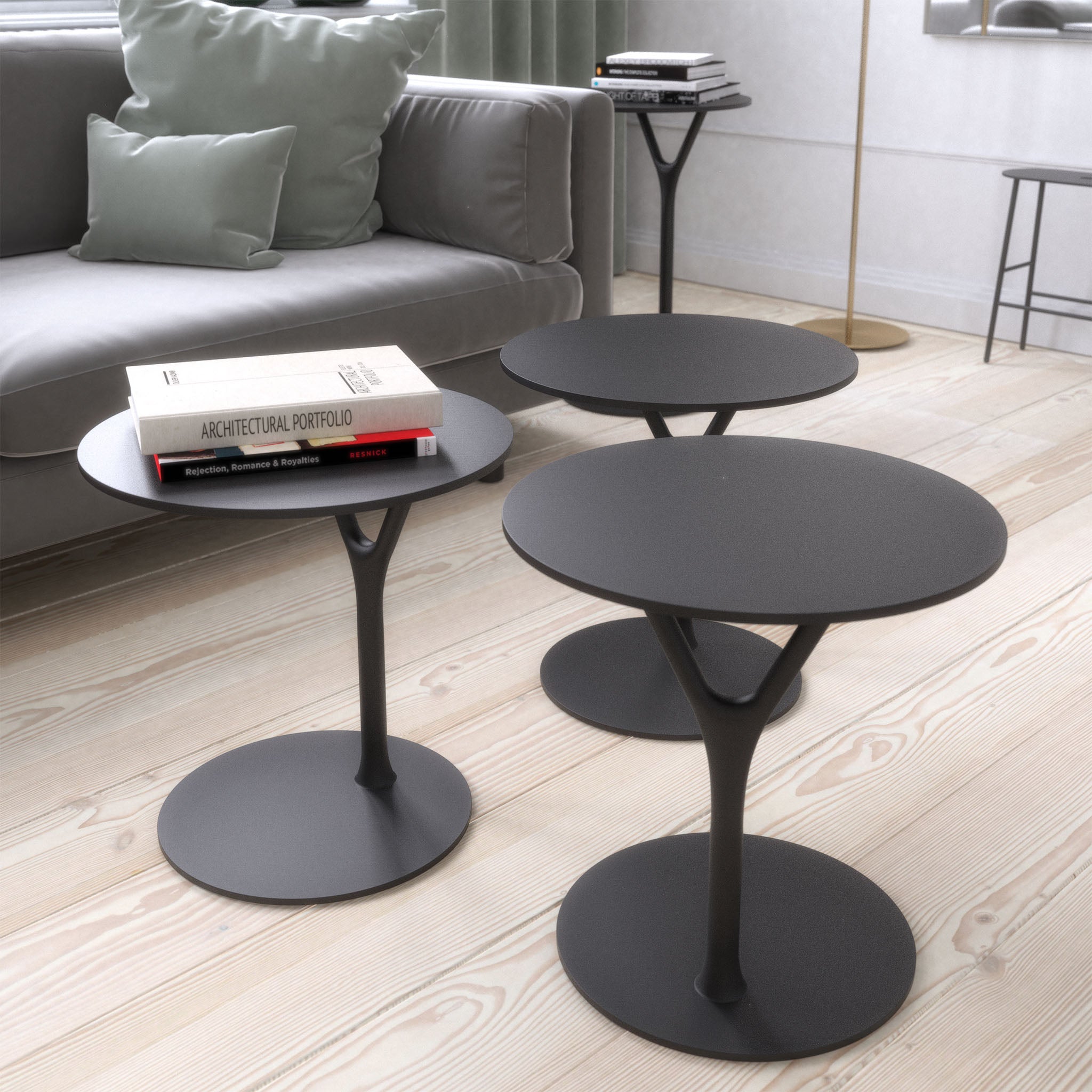 Eleganter schwarzer Design-Beistelltisch von Frost Denmark – ideal als moderne Ablage im Bad oder Gäste-WC, minimalistisches Statement-Möbel.