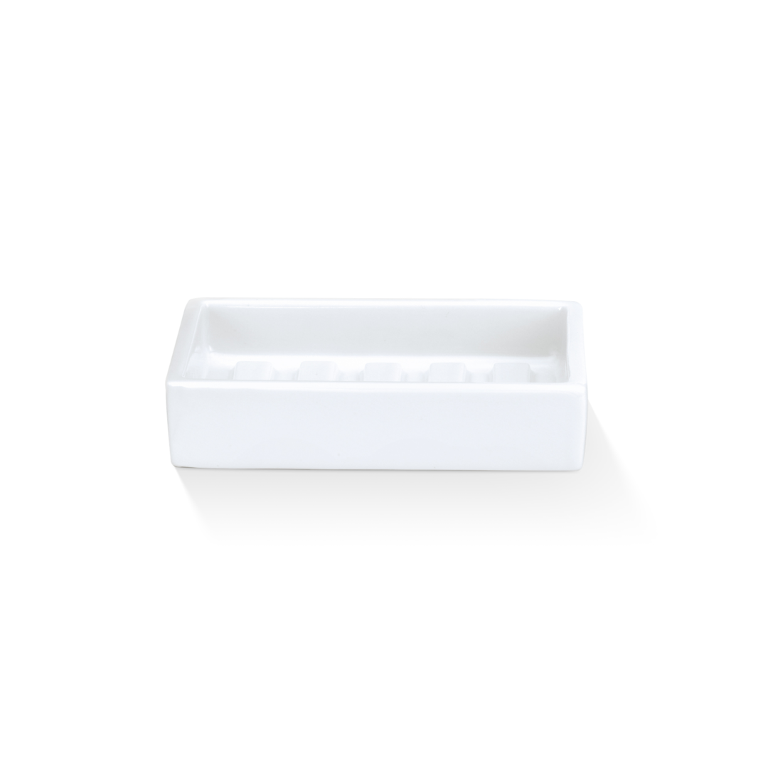 Weiße Seifenschale DW615 von Decor Walther aus hochwertigem Porzellan mit integrierter Riffelstruktur für trockene Seifenablage – puristisches Badaccessoire.
Artikelnummer: 0842250