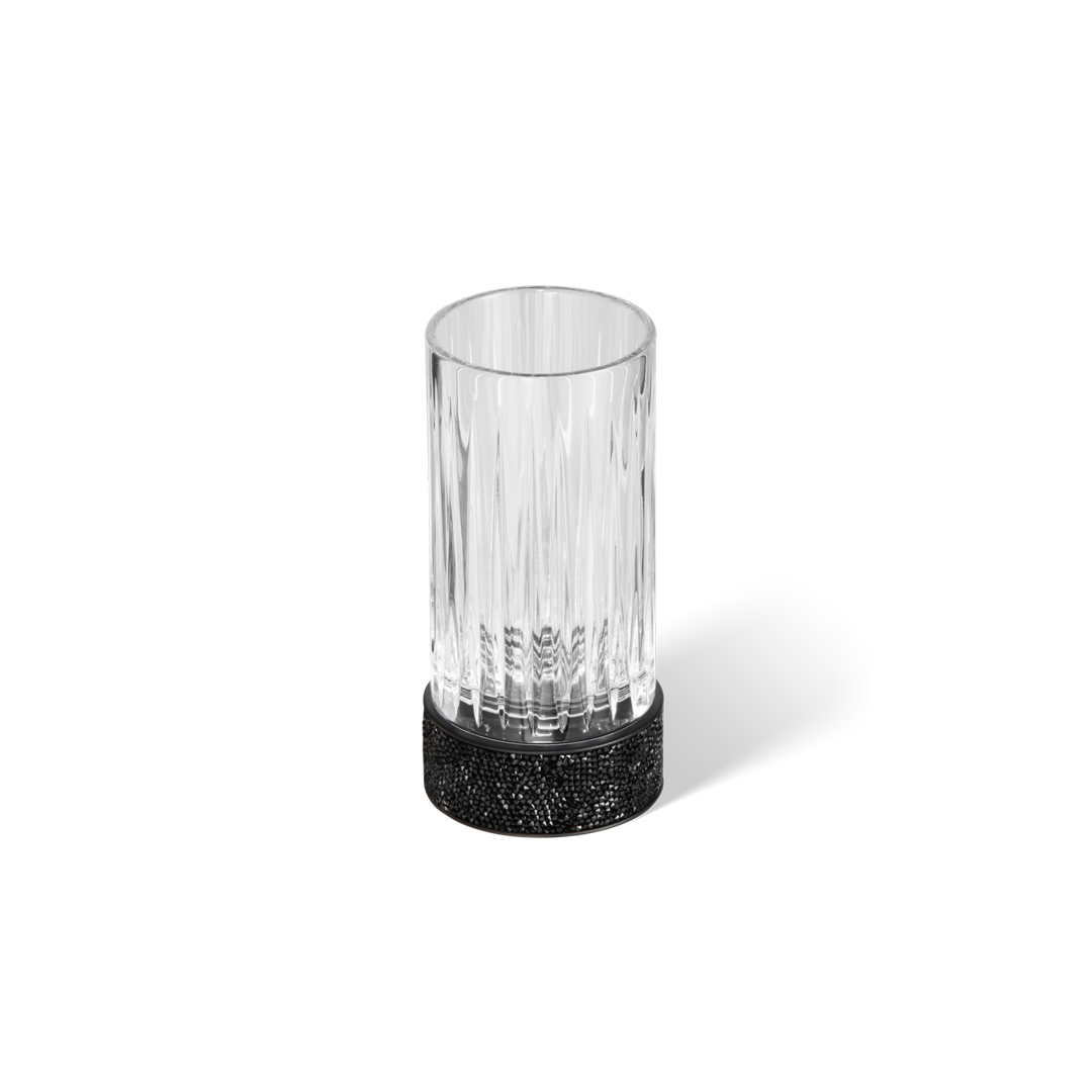 Eleganter Rocks SMG Becher aus Kristallglas von Decor Walther in Schwarz-matt, verziert mit funkelnden Swarovski-Kristallen.