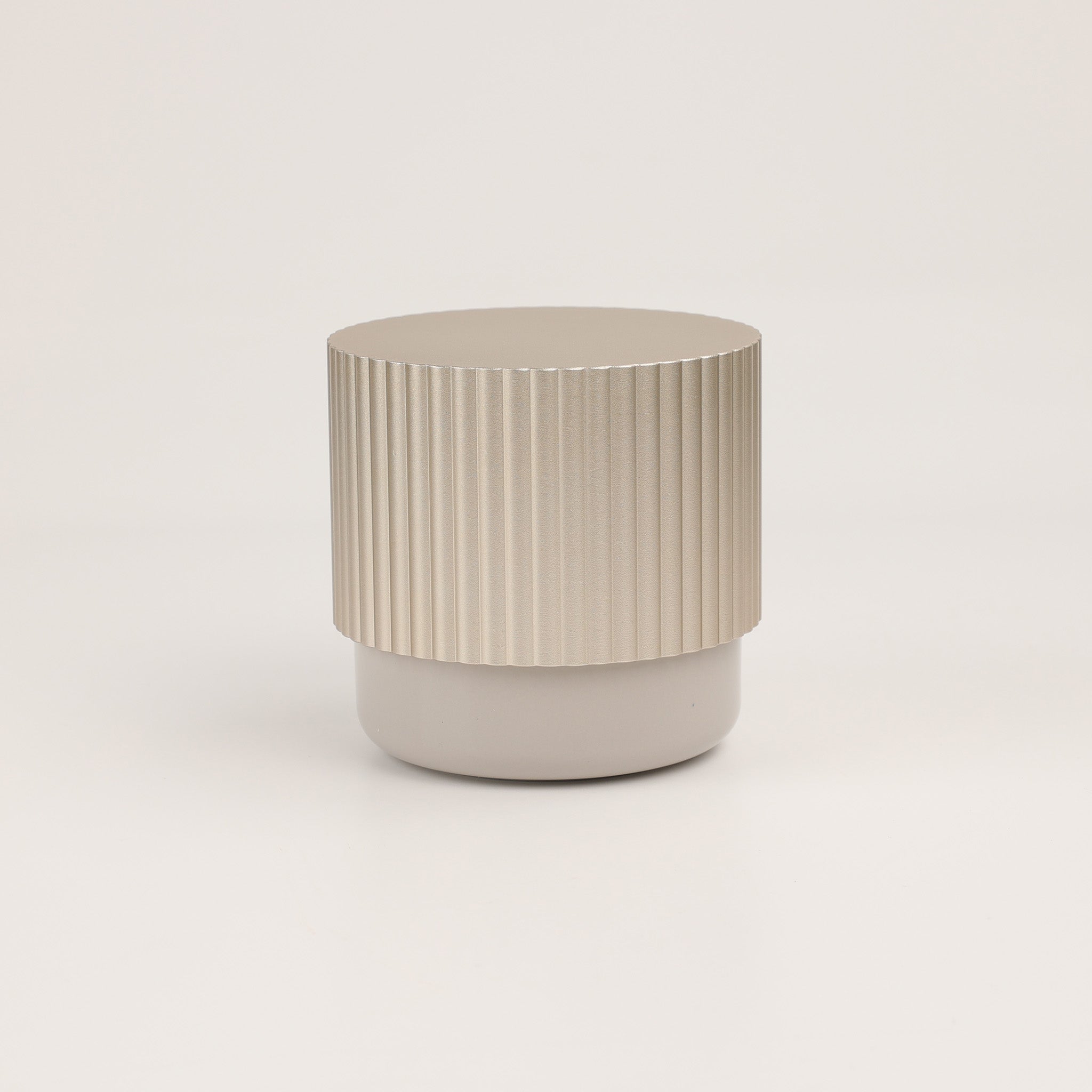 Edle Aufbewahrungsbox aus Aluminium und Porzellan mit Deckel, ideal zur Organisation von Schmuck und kleinen Utensilien, Decor Walther OF.LINE