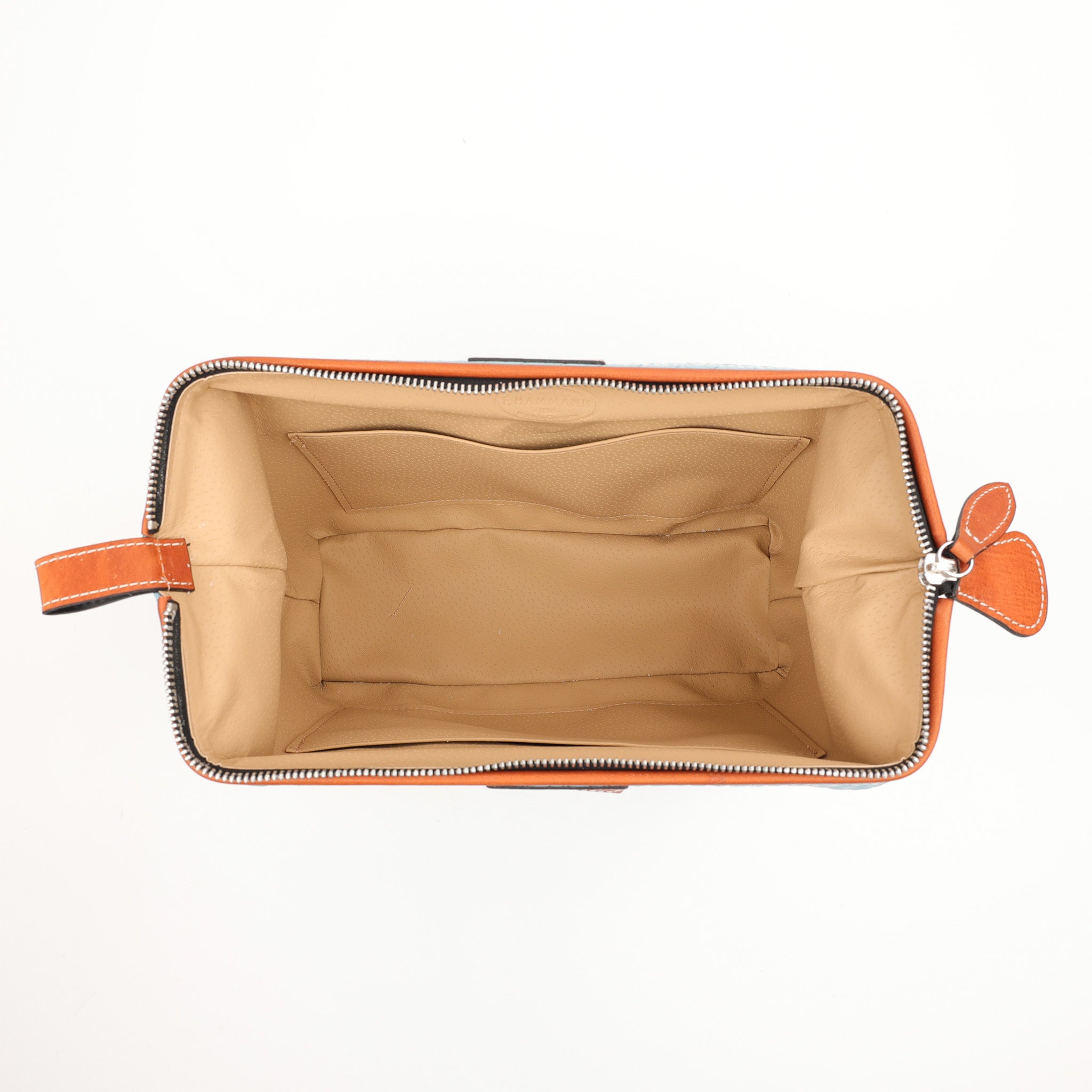 Luxuriöser Kulturbeutel aus naturbelassenem Kalbsleder in Hellblau und Coxorange – edle Handarbeit von F. Hammann mit abwaschbarem Innenfutter und Metallbügelöffnung.