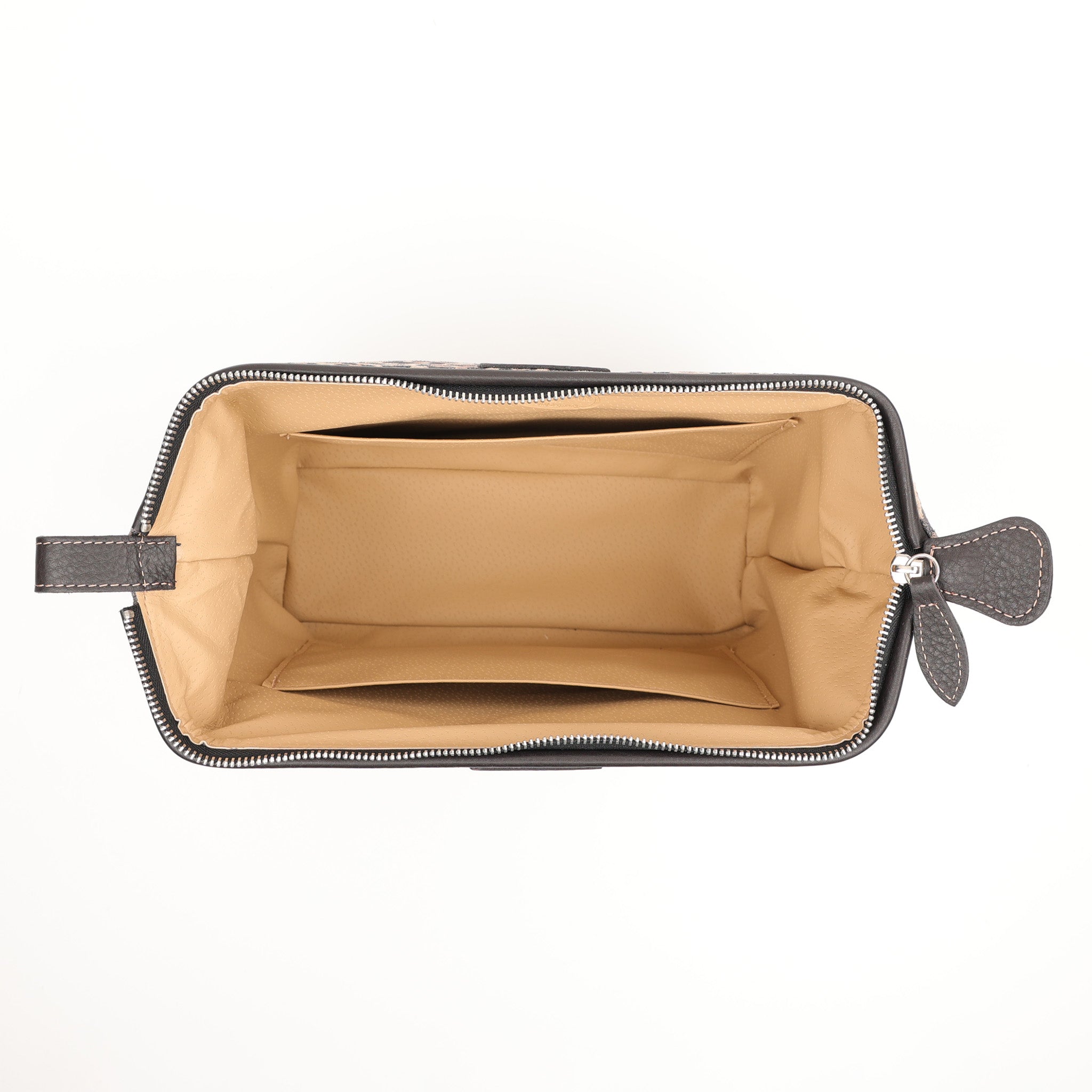 Luxuriöser Lederkulturbeutel Leopard von F. Hammann – edle Handarbeit aus naturbelassenem Kalbsleder mit abwaschbarem Innenfutter und Metallbügelöffnung.