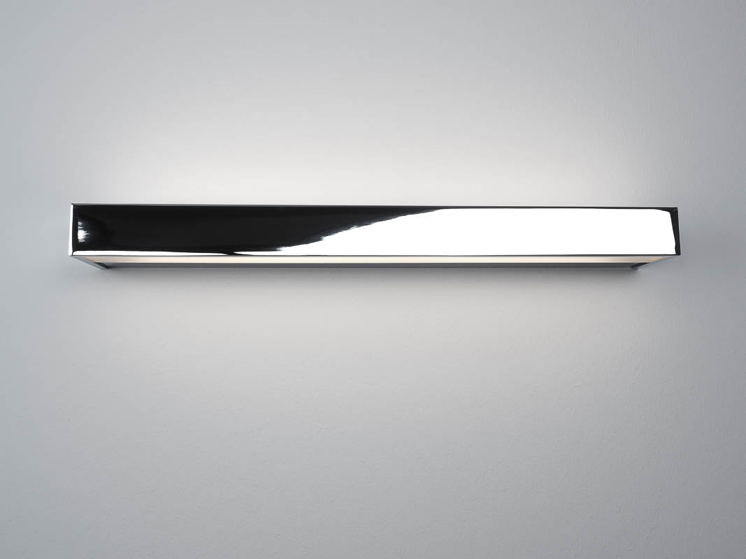 Decor Walther Box 25 in Chrom bei dasfeinebad kaufen, um das Badezimmer mit einer eleganten und langlebigen Spiegelleuchte aufzuwerten