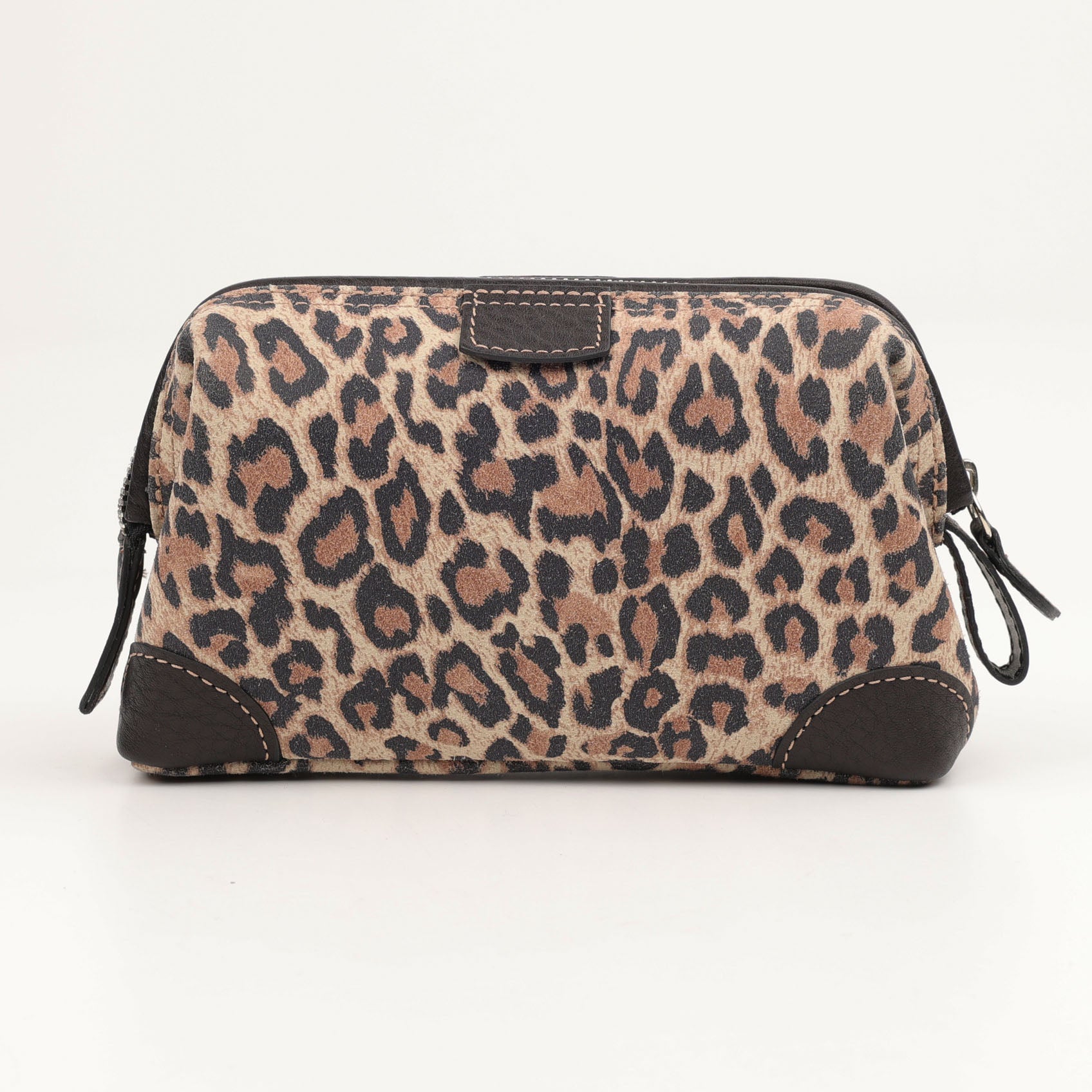 F. Hammann Kulturtasche Leopard – edle Ledertasche mit auffälligem Muster, abwaschbarem Innenfutter und praktischer Bügelöffnung.