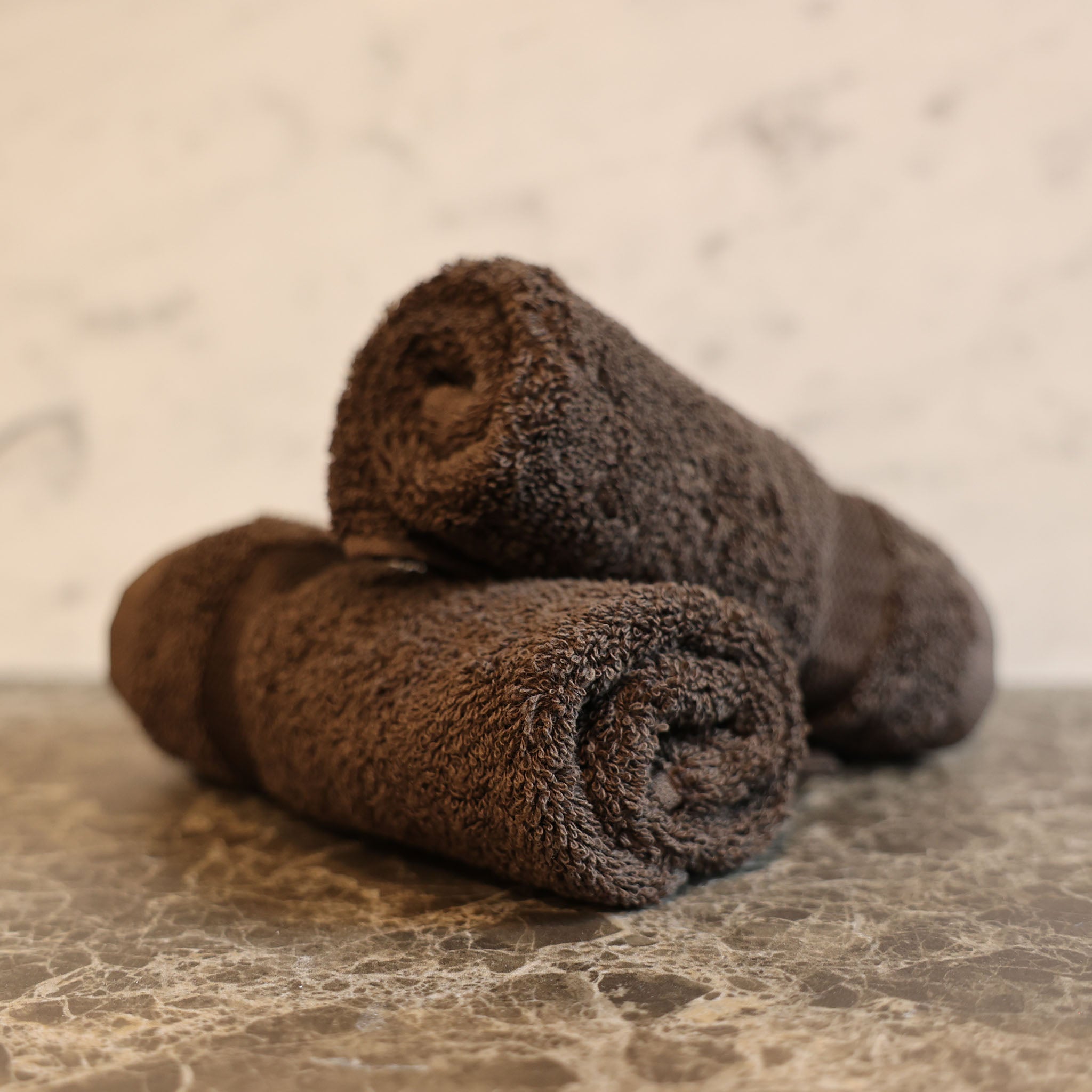 Flauschige Handtücher in Mocca – Rhomtuft Princess 30x30 cm aus saugstarker Baumwolle mit edlem Finish