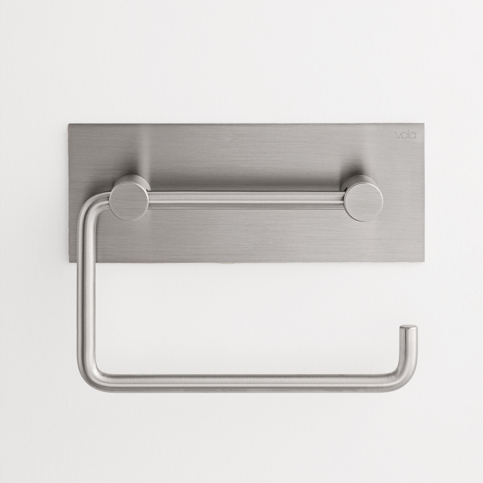 Wandhalterung für Toilettenpapier von Vola aus gebürstetem Edelstahl, Artikelnummer T12-40