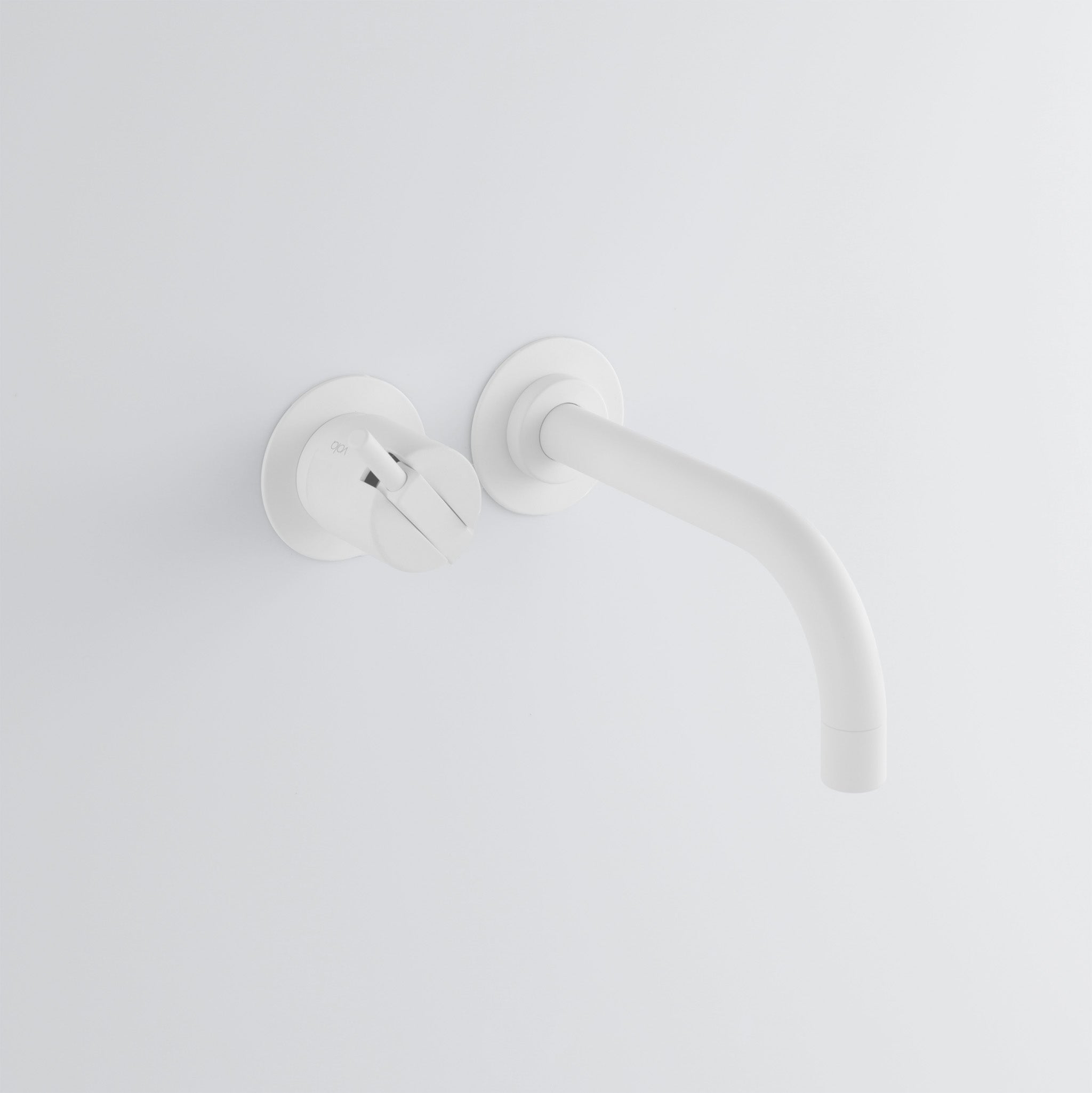 Vola Armatur 111 weiss matt mit Griff links, reduzierte Unterputz Waschtischarmatur im skandinavischen Design.