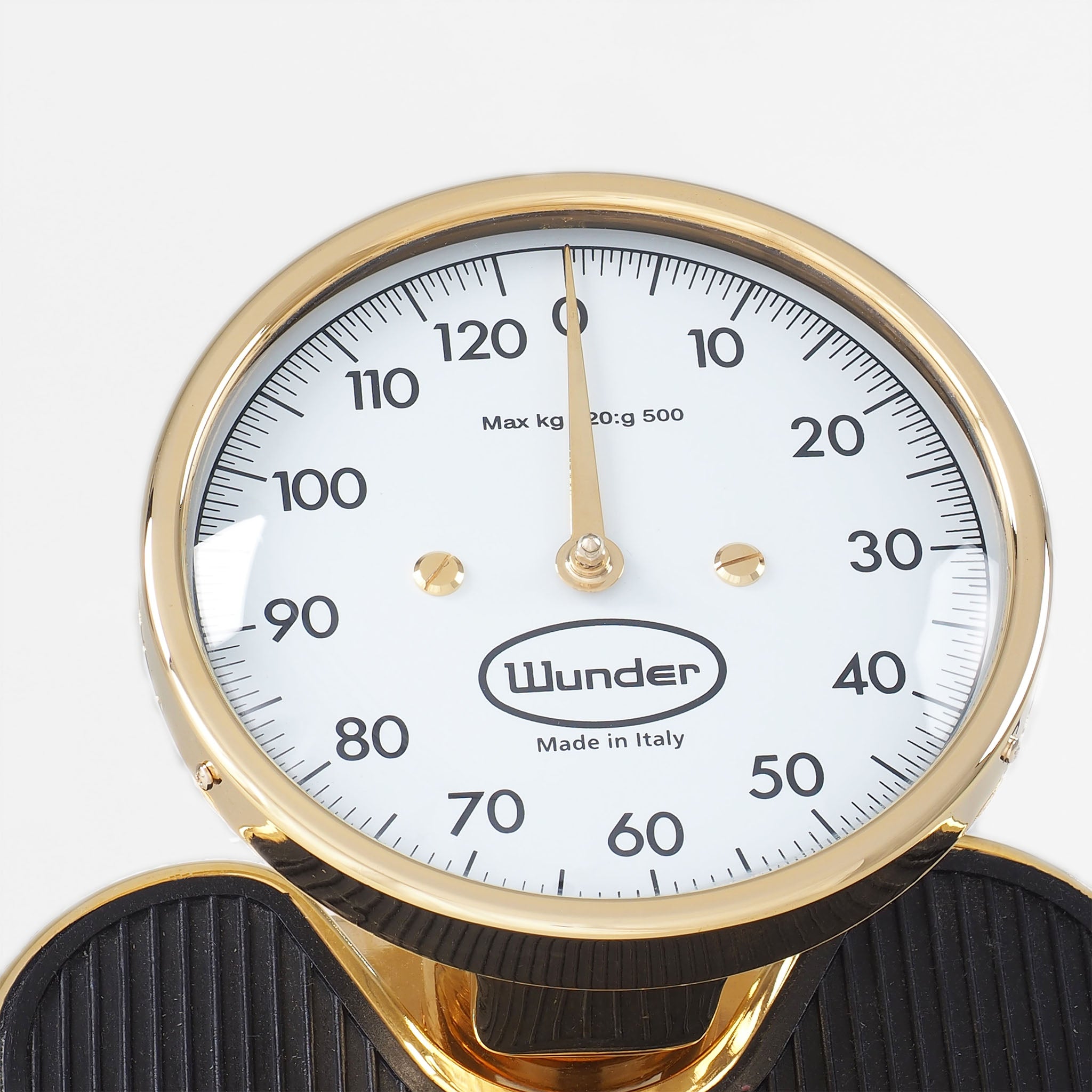 Mechanische Personenwaage Wunder No. 960 in goldener Ausführung mit präziser Anzeige, rutschfester Gummitrittfläche und zeitlosem Design