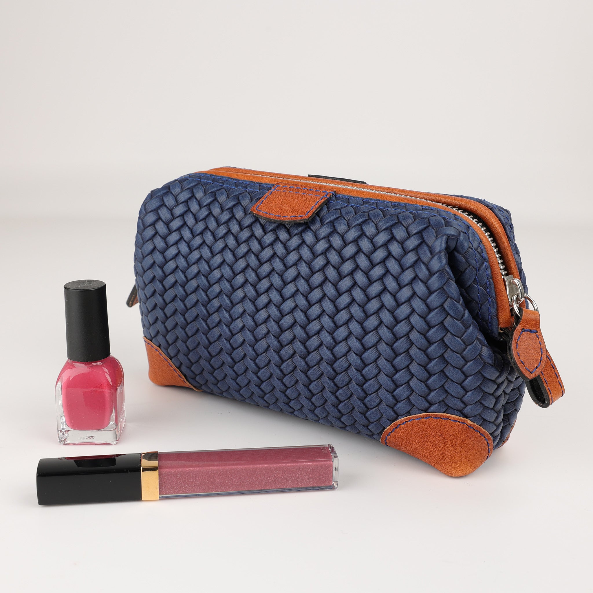 Stilvolle Kosmetiktasche Flecht Blau/Coxorange aus naturbelassenem Chervo Leder F-Hammann