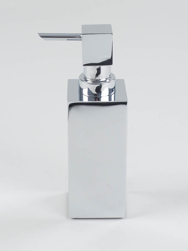 Handlicher Standseifenspender von DECOR WALTHER mit eckigem passenden Metallpumpenkopf aus Metall verchromt.