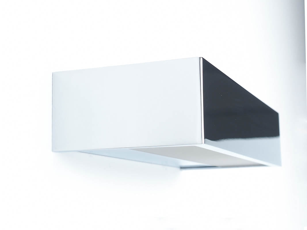 Decor Walther Box 25 Chrom, die perfekte Wahl für Wandleuchten im Bad, jetzt bei dasfeinebad – verbindet Ästhetik mit Funktionalität für Ihre Spiegel und Badezimmer.