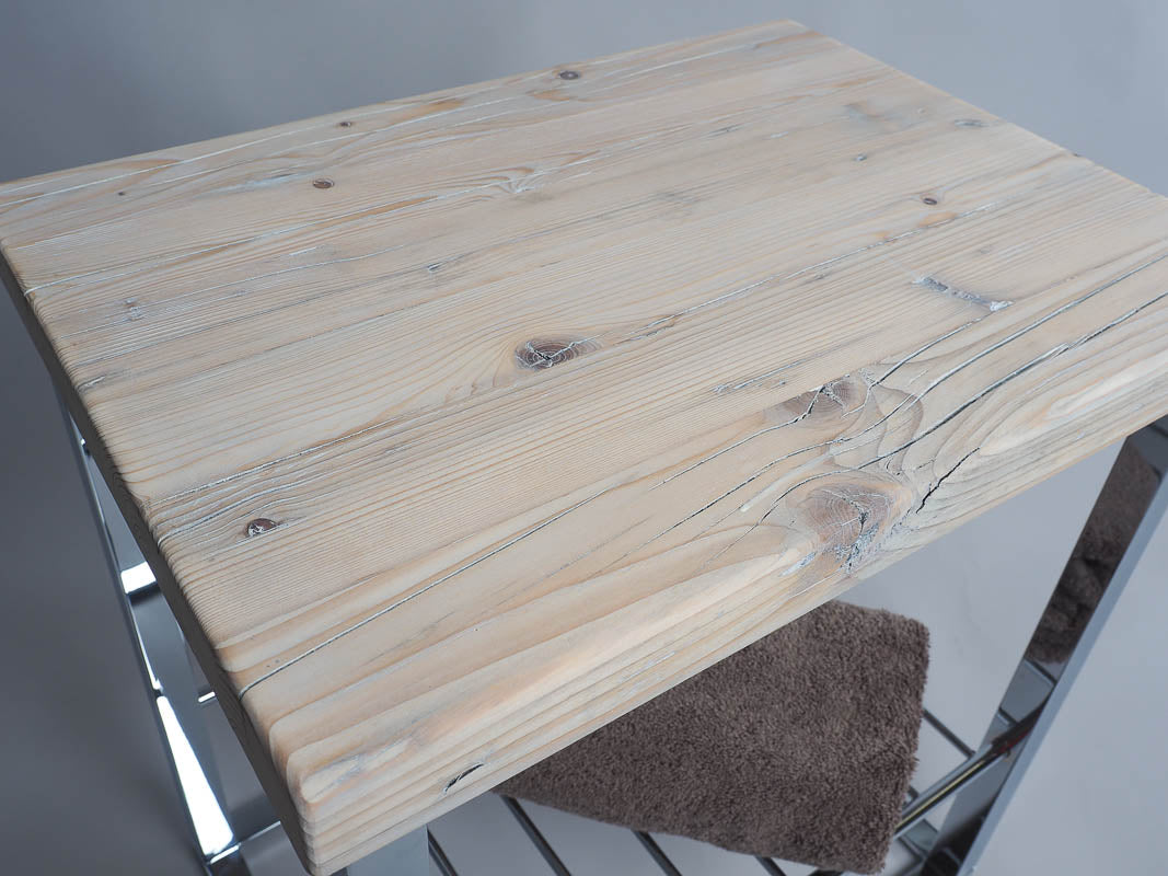 Gekalkt und geölt die Sitzfläche