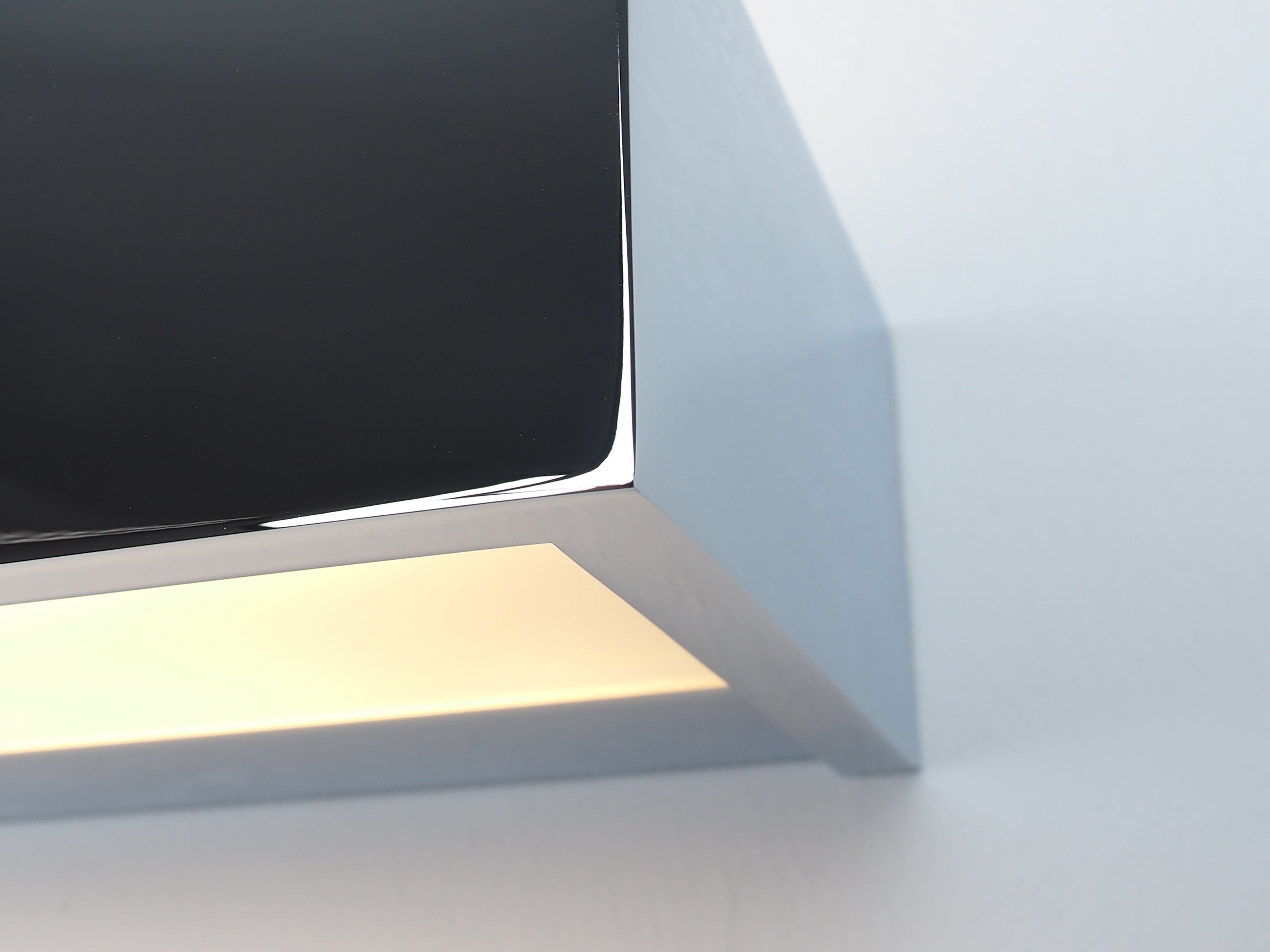 Entdecken Sie bei dasfeinebad die Decor Walther Box 40 Chrom als ideale Lösung für Beleuchtung im Bad – exzellente Qualität und Design für Ihr Badezimmer.