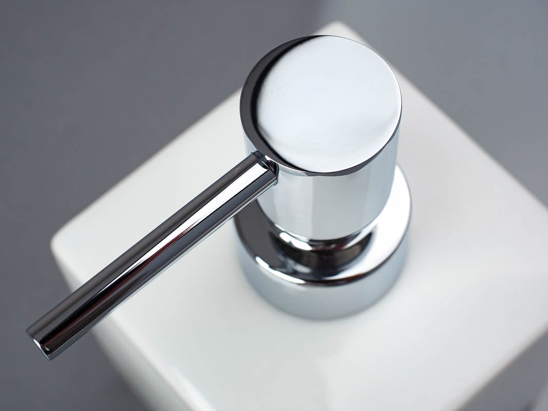 Seifenspender Chrom in weiß porzellan