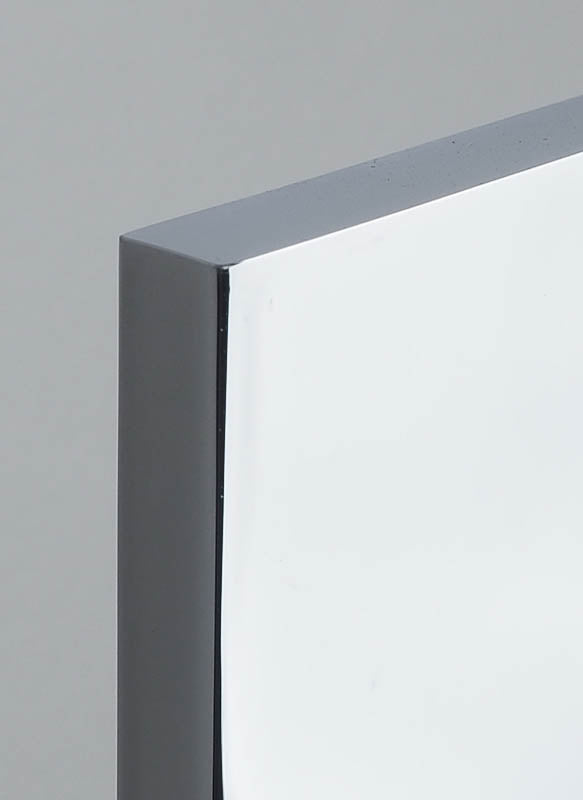 Präzise ausgearbeitete Ecken bei BRICK ERH, bei uns am Lager....