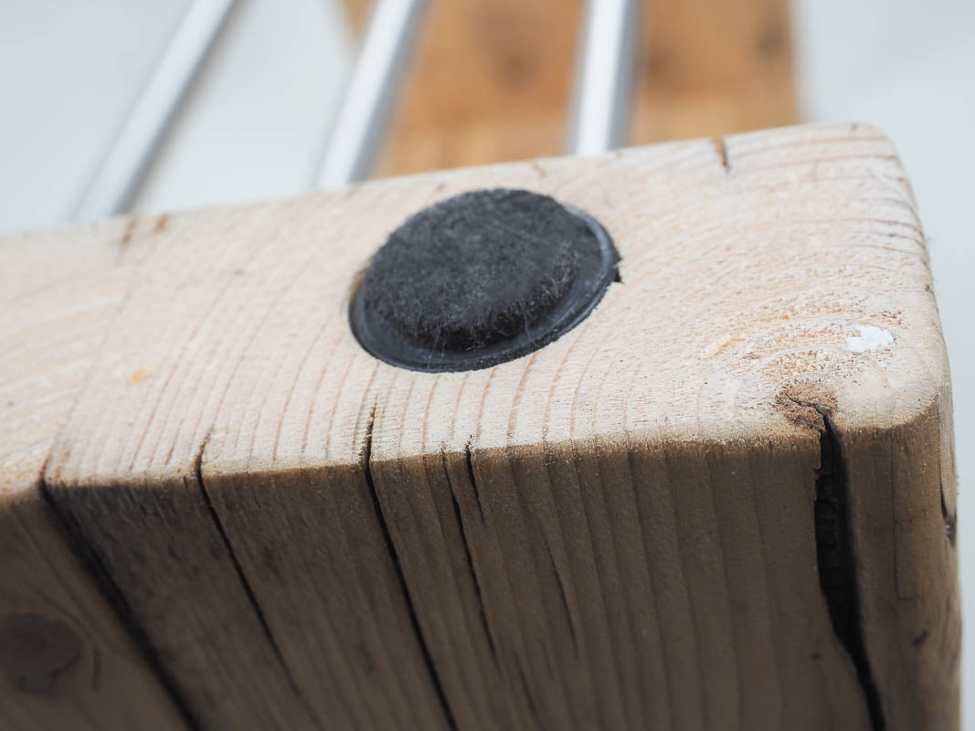 Für empfindliche Böden wurden Bodenschoner eingelassen.