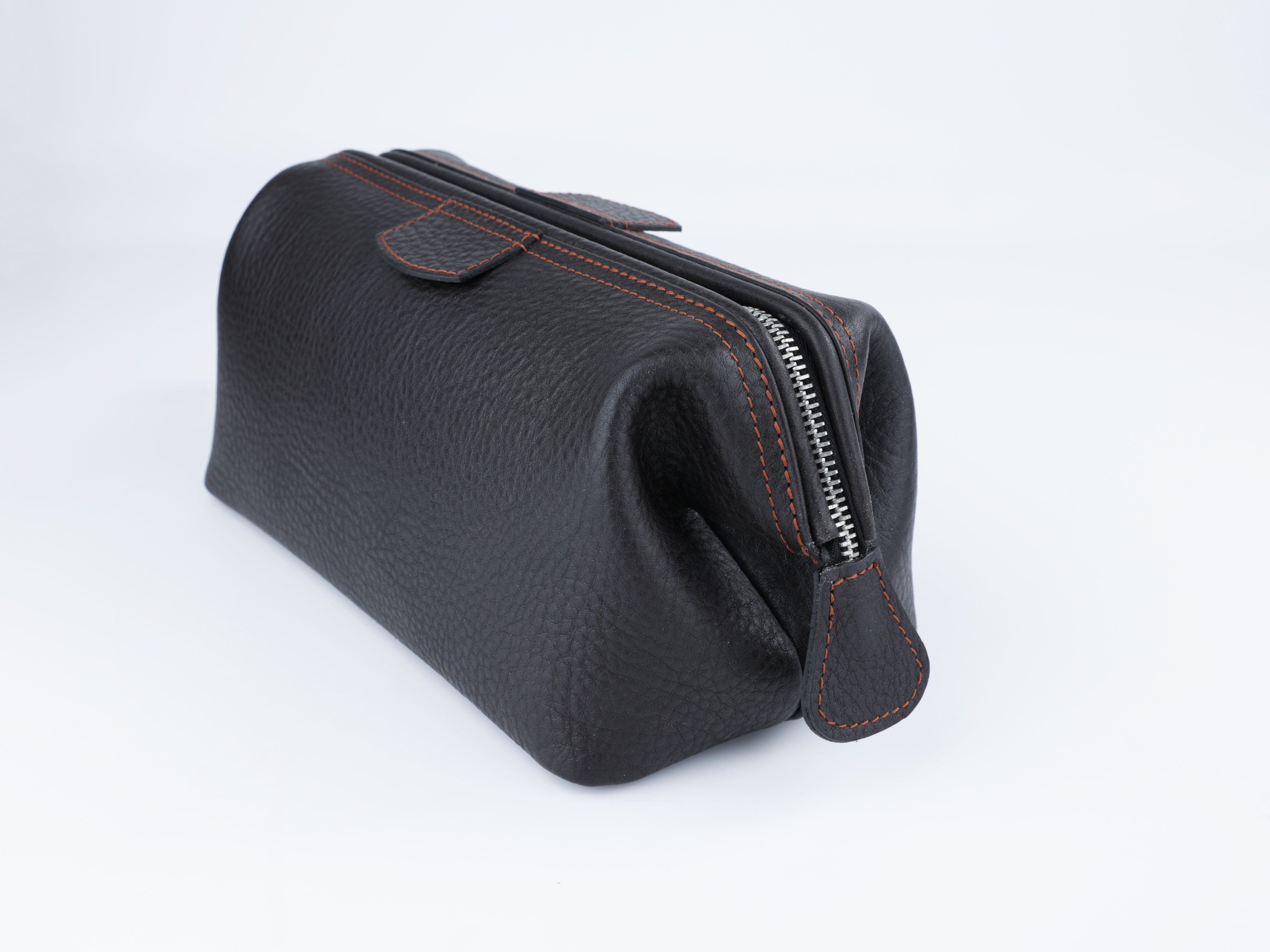 Kulturtasche mit Bügel - M - darkbrown