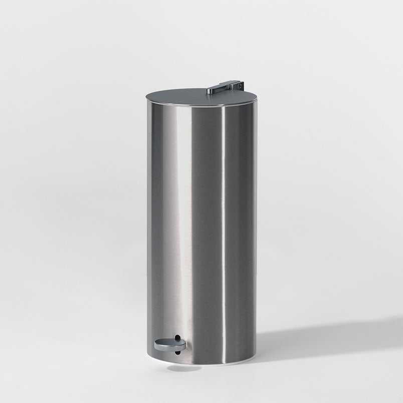 Moderner Pedaleimer BIN3 aus Edelstahl matt von Decor Walther – minimalistisches Design mit Softclose-Funktion und hygienischem Inneneimer mit Tragegriff.