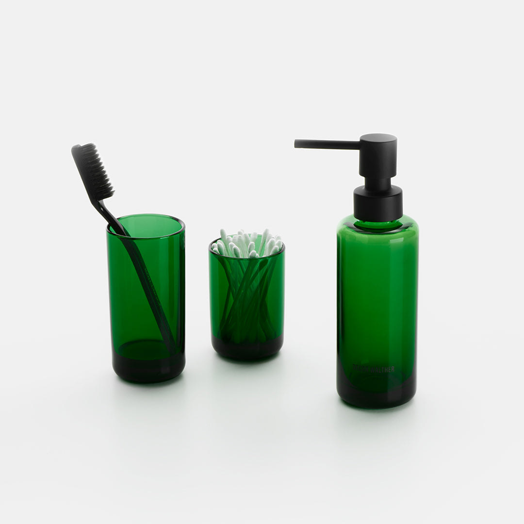 Edles Badzubehör-Set grün Glas 3-teilig Lotionspender Mundglas Zahnbürstenbecher minimalistisches Design hochwertig Badezimmer-Deko Badaccessoires Decor Walther