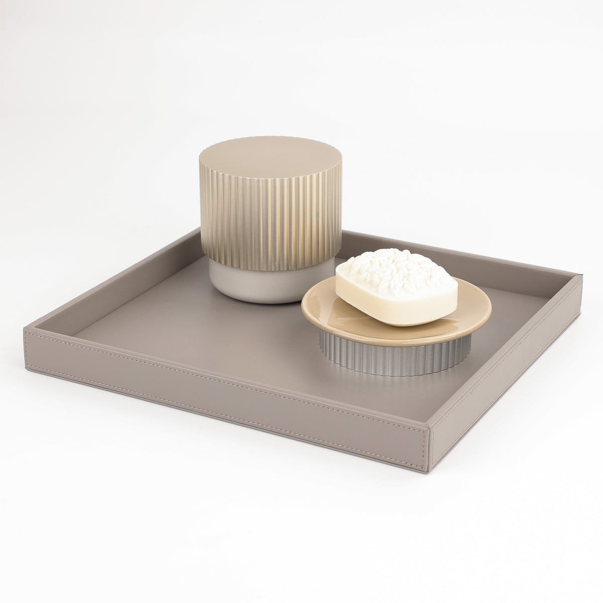 Eleganter Behälter aus Aluminium und Porzellan mit Deckel, ideal für Schmuck und Utensilien, OF.LINE Kollektion Decor Walther