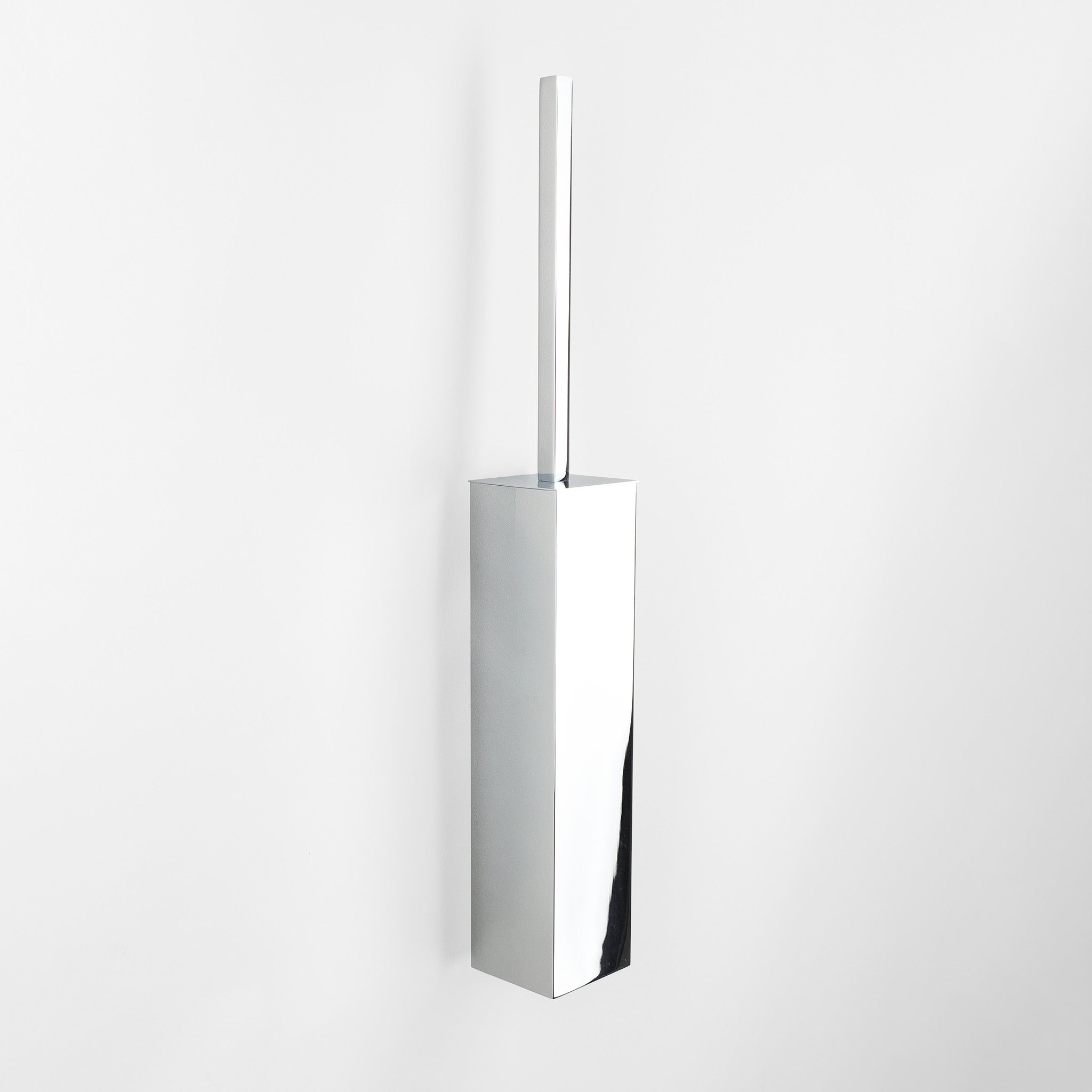 Wandmontierte Decor Walther CO WBG WC-Bürstengarnitur aus massivem Messing in glänzendem Chrom, puristisches eckiges Design mit abnehmbarem Behälter.