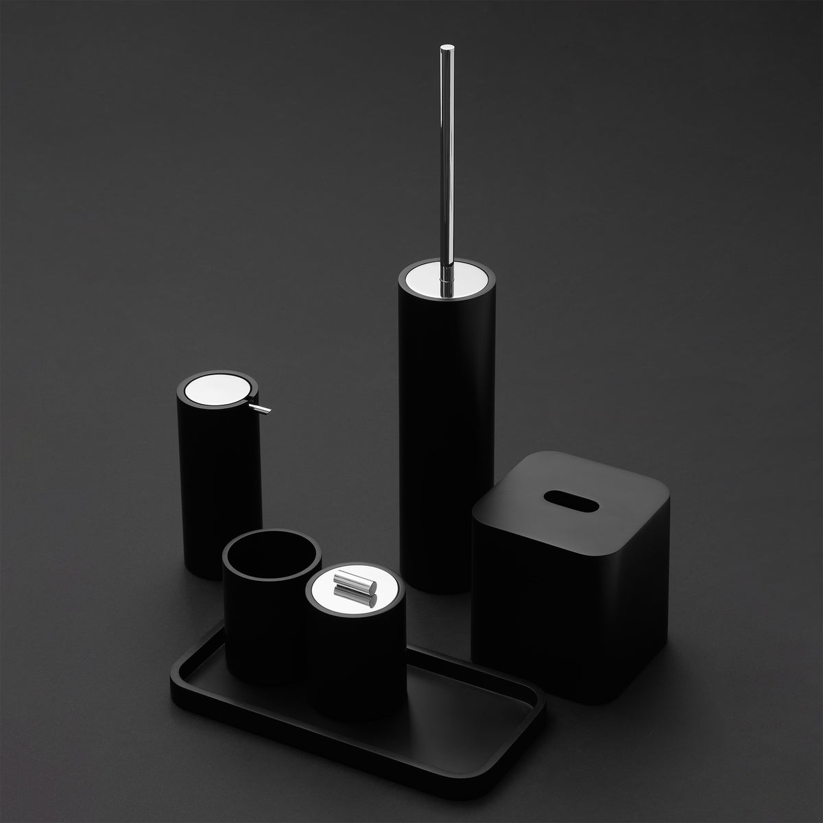 Produktgruppe der Serie "Stone Black" von Decor Walther, feines, puristisches Design, elegant und aussagekräftig für tolle Bäder