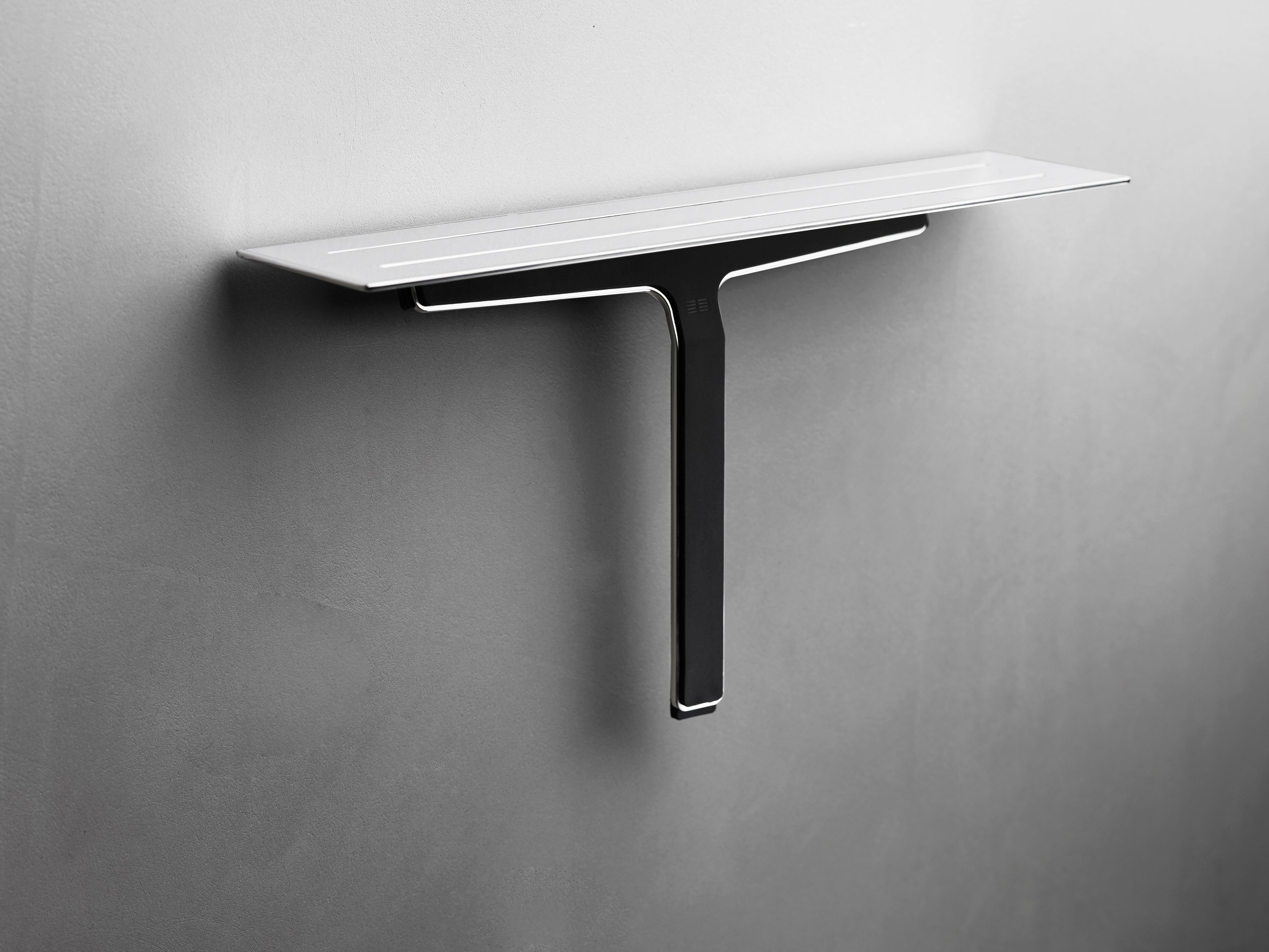 Unidrain Reframe Shower tray & Wiper - hand polished