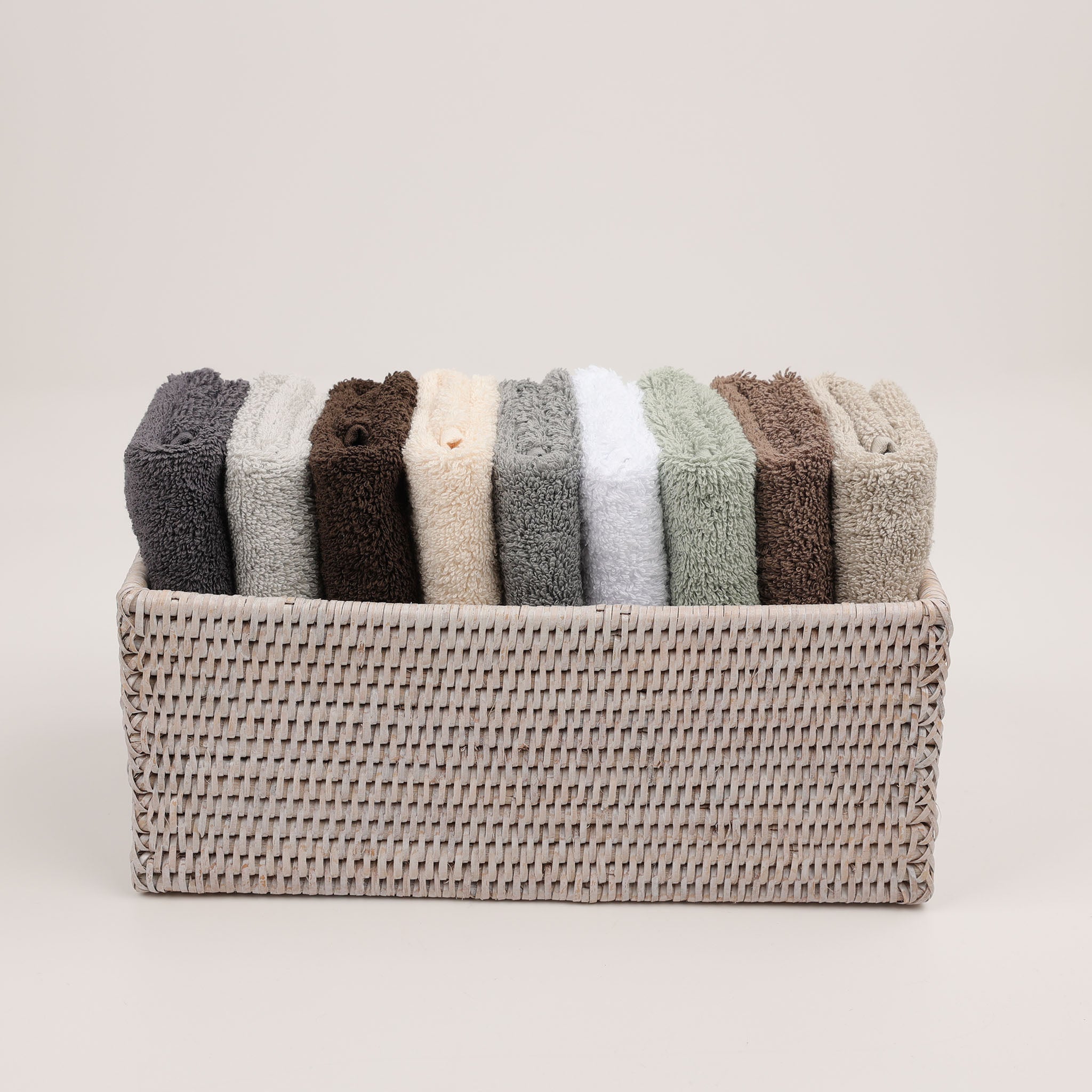 Natürliche Handtücher in 9 Farben – Rhomtuft Princess 30x30 cm aus saugstarker Baumwolle mit edlem Finish