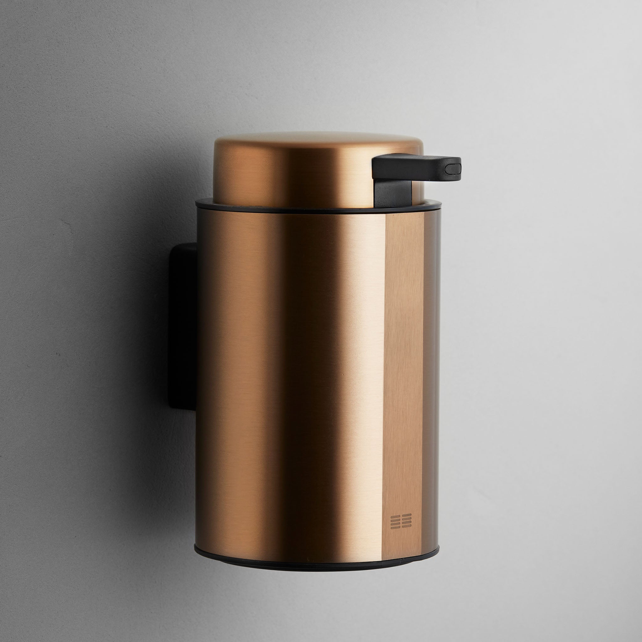 Wall soap dispenser Reframe