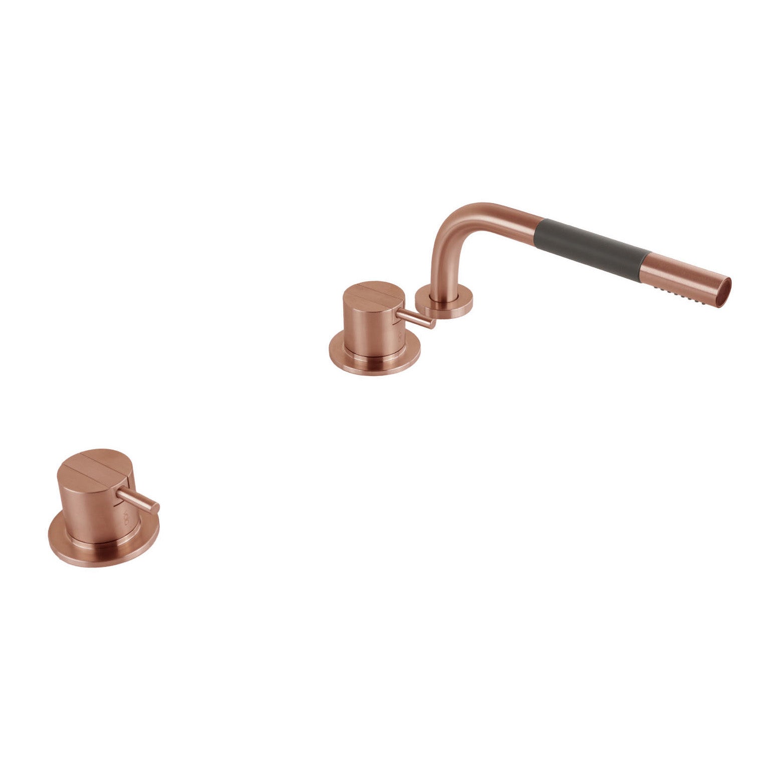 Vola SC3 Wannenrandarmatur in gebürstetem Kupfer, ausgestattet mit zwei Einhebelmischern und ausziehbarer Winkelhandbrause – warme, elegante Badgestaltung.