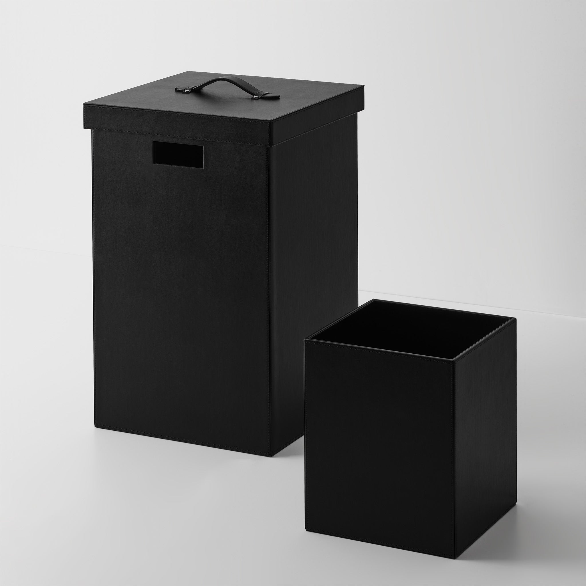 Decor Walther Brownie WB Wäschebehälter quadratisch veganes Kunstleder Schwarz Griffe