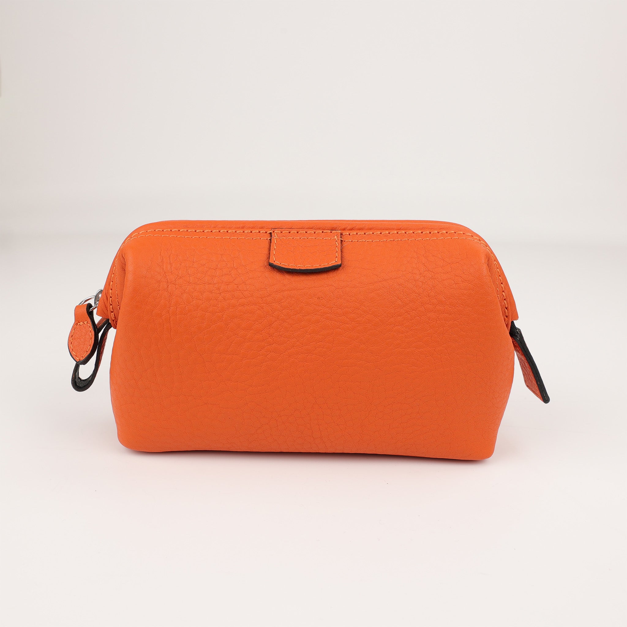 Elegante Lederkosmetiktasche in Orange, handgefertigt aus Chervo Leder mit abwaschbarem Innenfutter, F. Hammann