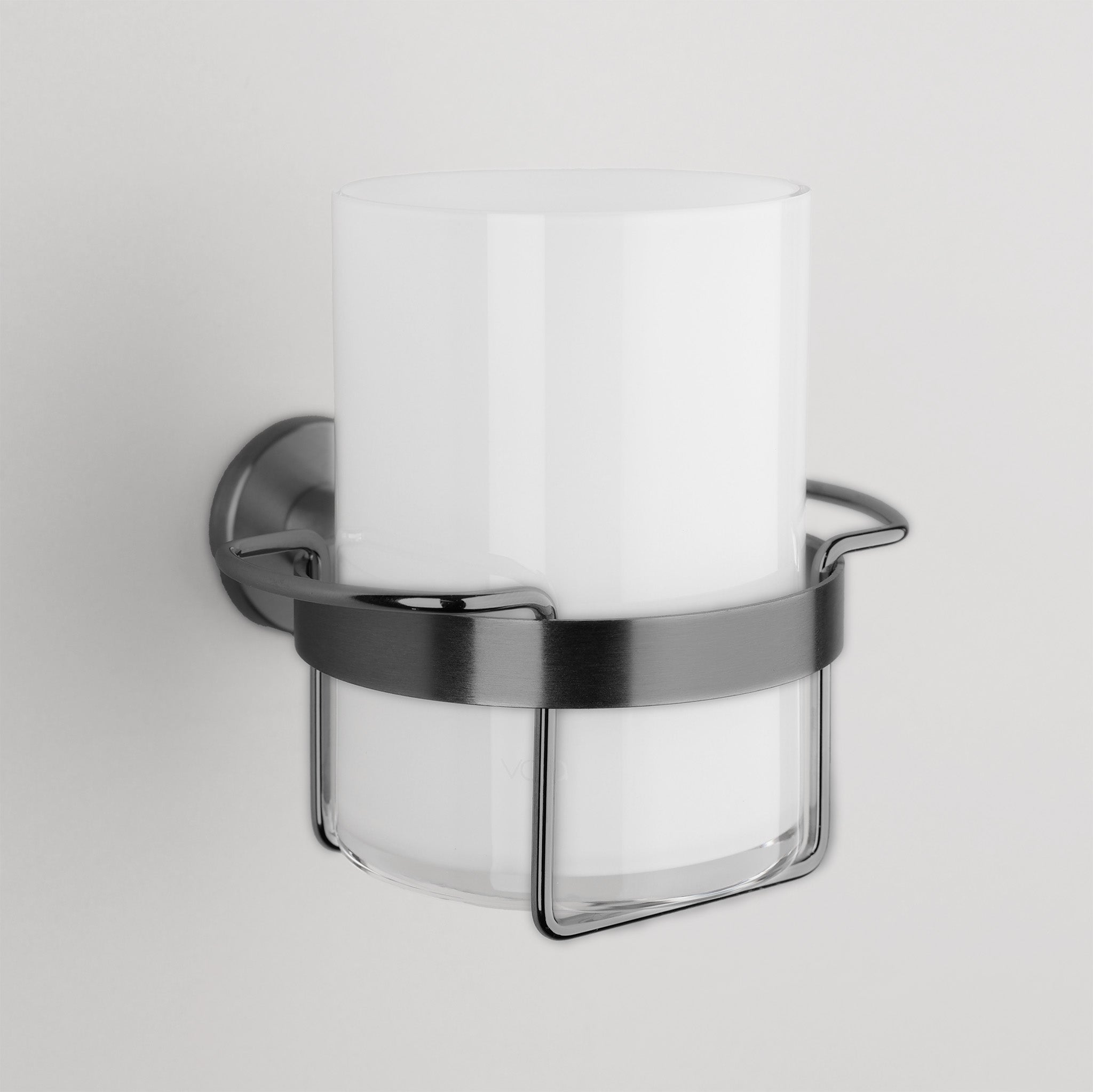 Vola Wandbecher in Schwarz gebürstet – eleganter Zahnbürstenhalter mit Glas, hochwertig und pflegeleicht.