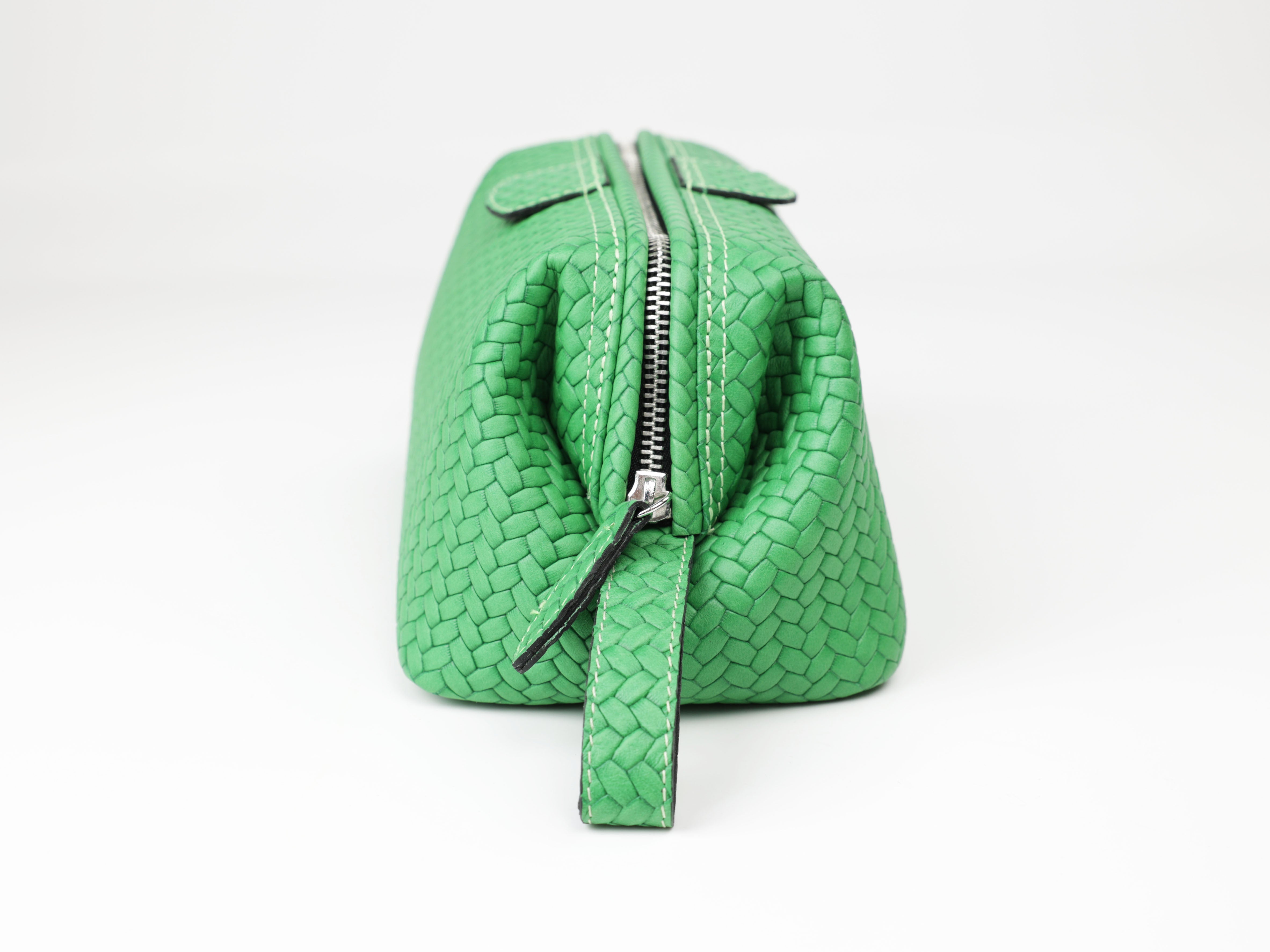 Kulturtasche mit Bügel - M - grün flecht 