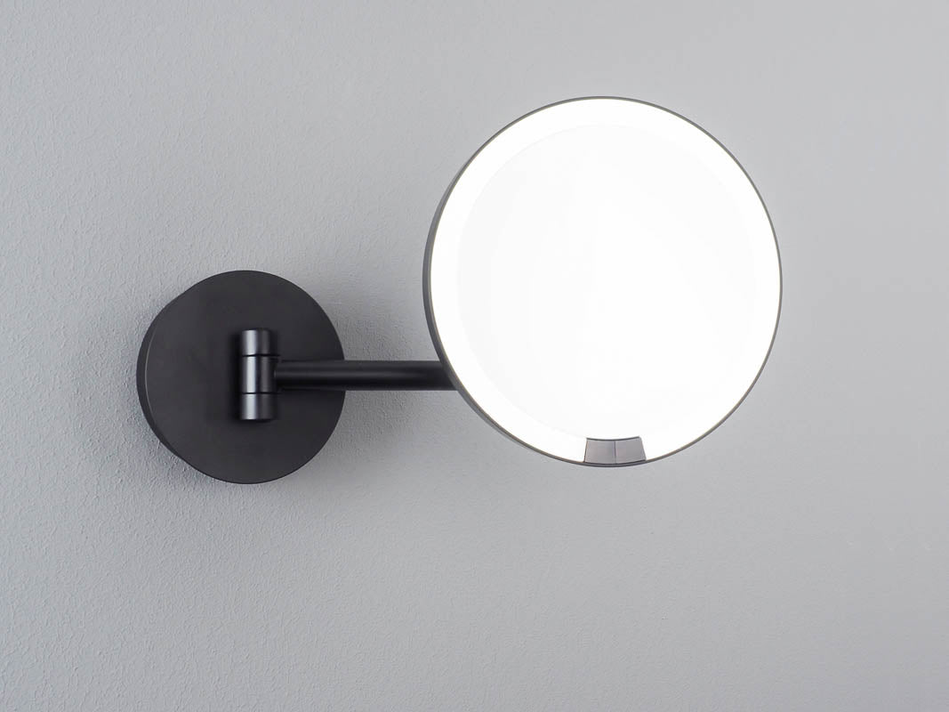 Kosmetikspiegel mit LED Beleuchtung, Saugnapf und Batteriebetrieb